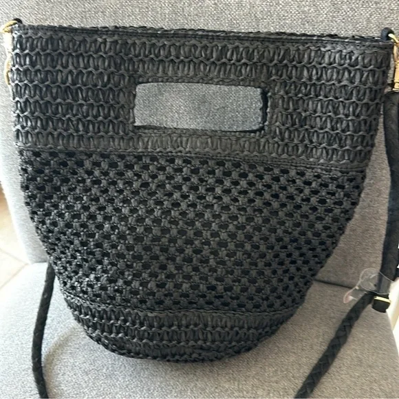 Universal Thread Straw Crossbody Bucket Bag with Removable Straps - Picture 12 of 12